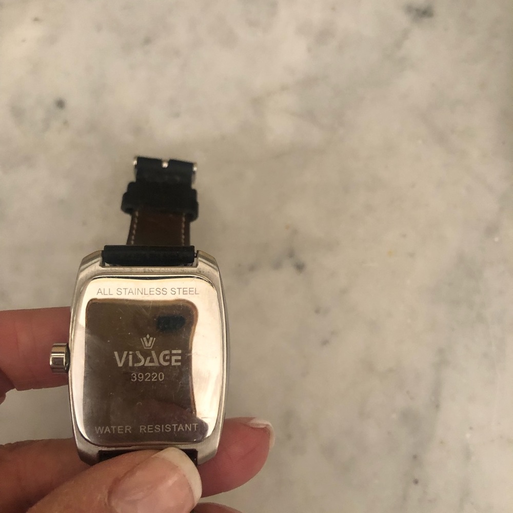 Visage Quartz Watch - Picture 4 of 4